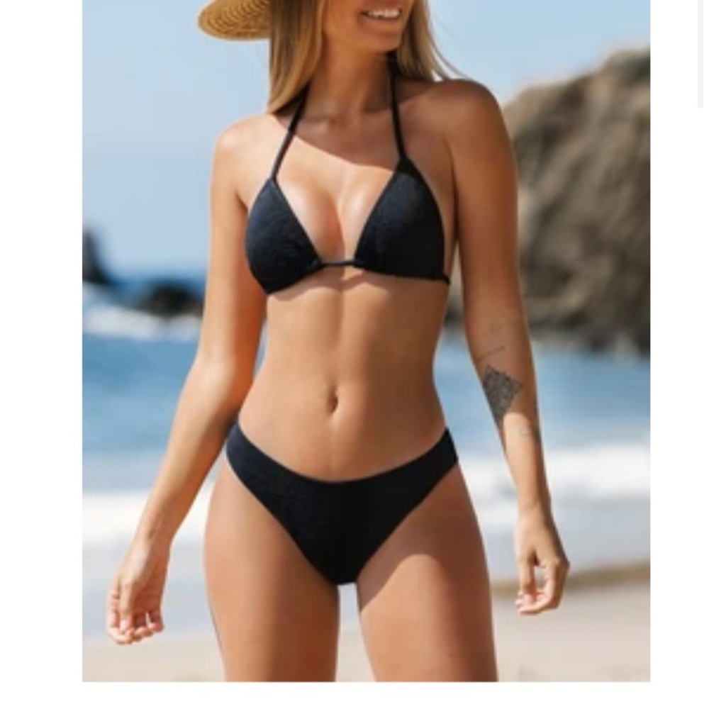 Cupshe Black triangle bikini size S